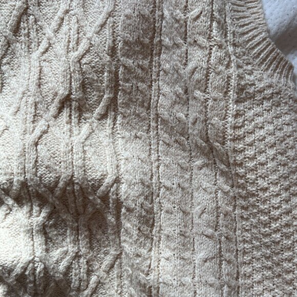 Abound - Sweater Vest / Size small - Picture 5 of 7